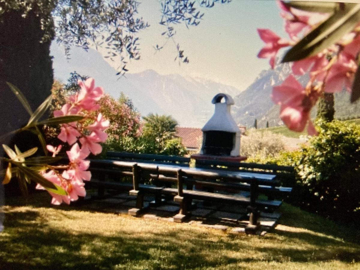 Appartamento Peppino Mit Seeblick Und Pool Riva del Garda Eksteriør bilde