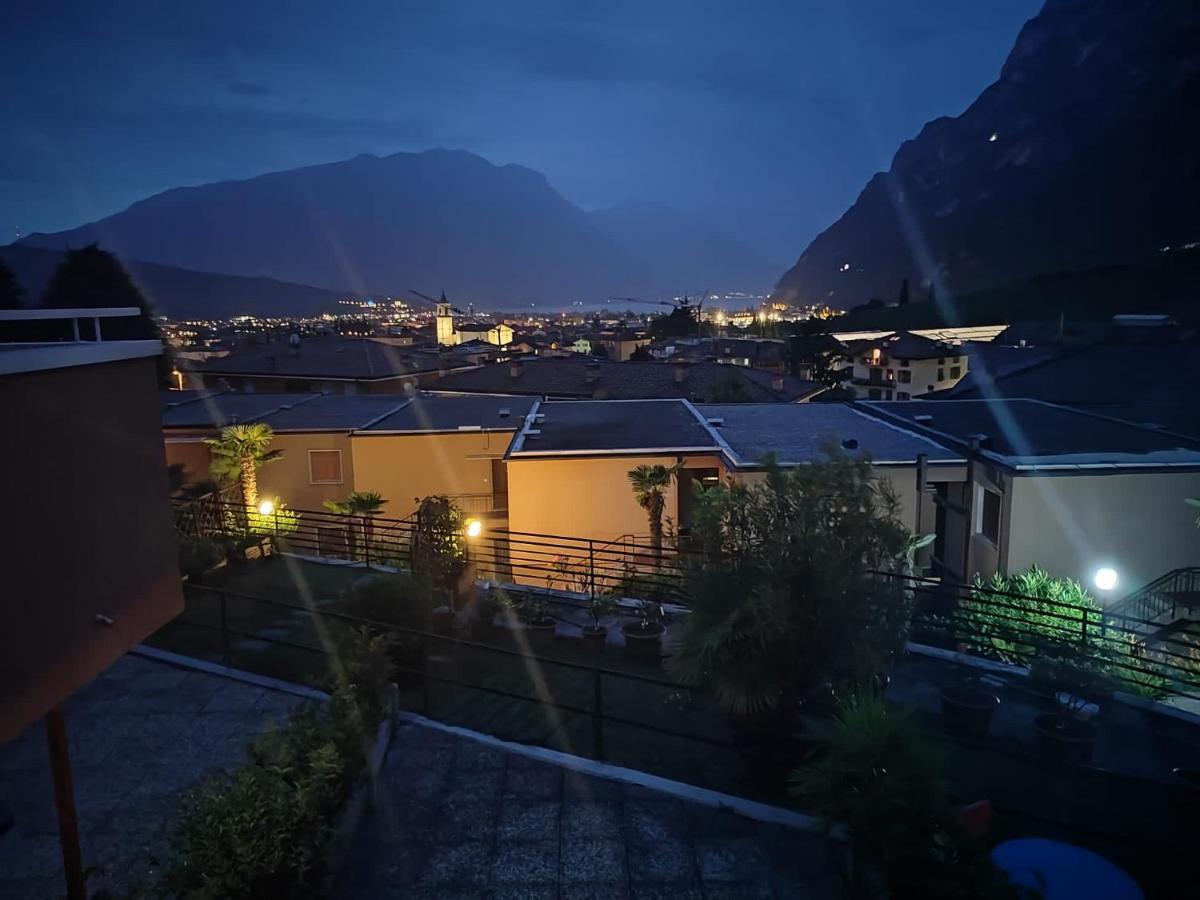 Appartamento Peppino Mit Seeblick Und Pool Riva del Garda Eksteriør bilde